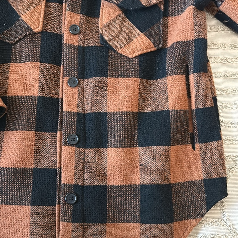 Flannel - Picture 2 of 4